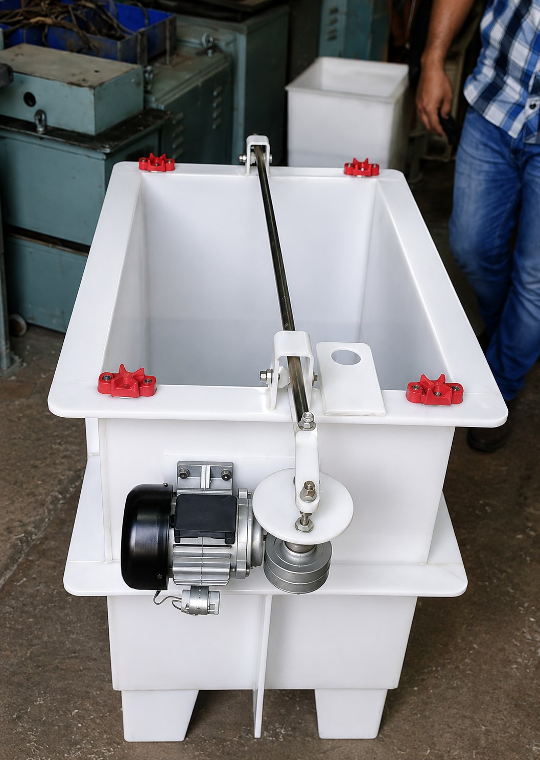 Industrial movement tank for process handling and finishing operations